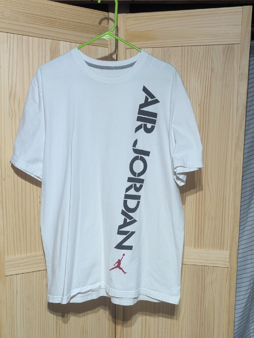 Jordan White Short-Sleeve Tee with Vertical Gray Logo and Red Jumpman